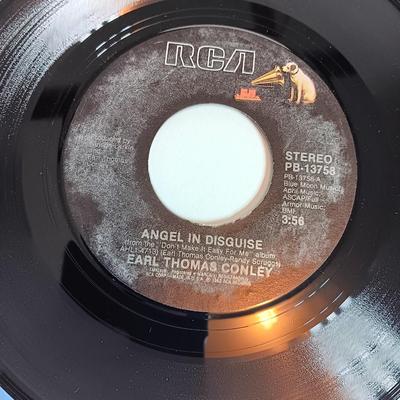 45 RPM Records - John Conlee - John Cougar - Earl Thomas Conley - Razzy Bailey JUKE BOX CLASSICS!