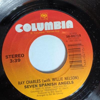 45 RPM Records -Vern Gosdin - The Highwaymen - Cherokee bend - Ray Charles - Liz Lyndell and more JUKE BOX CLASSICS!