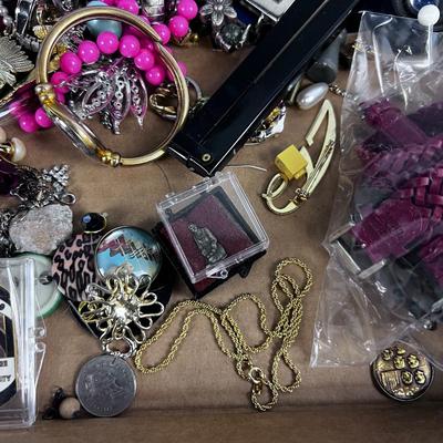Try of Costume Jewelry 