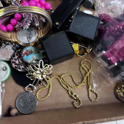 Try of Costume Jewelry 