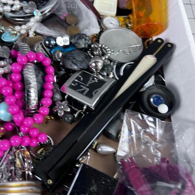 Try of Costume Jewelry 