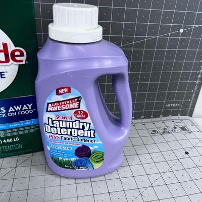 Full Cascade and 1/2 Laundry Detergent 
