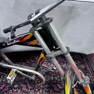 SCHWINN Low Rider Sting Ray with FLAMES 