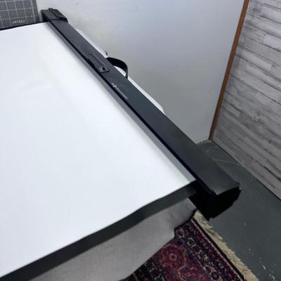 Projector Screen, Great for European Family Vacation Slides 