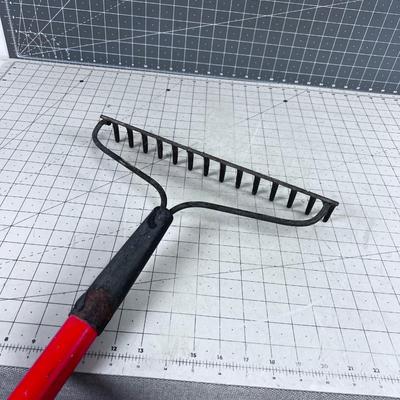 Garden Tool; Fiberglass Handle 