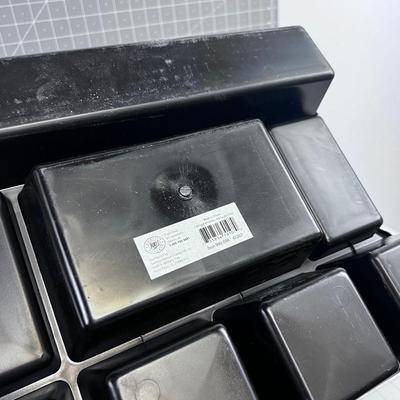 Dividing or Sorting Trays (2) 