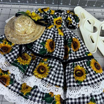 Doll Clothes 