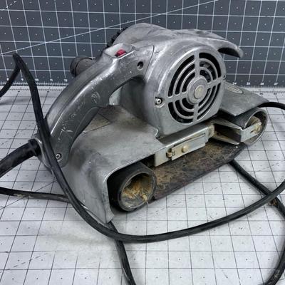 TOOLS: Belt Sander 