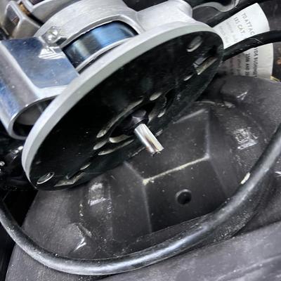TOOLS: Craftsman ROUTER in a case