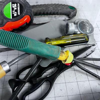 TOOLS: Gardening Tools