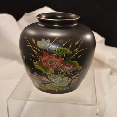 Beautiful Otagiri Japanese Hand Painted Vase 5.75