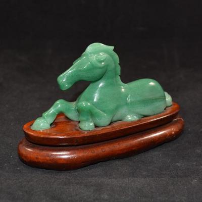 Vintage Hand Carved Green Jadeite Horse 6