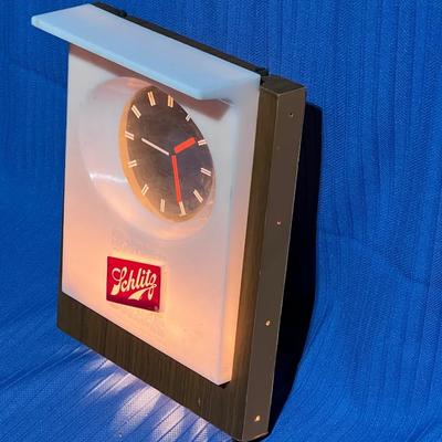 Vintage Schlitz Bar Clock