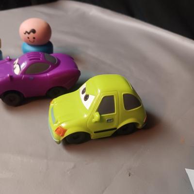 FISHER PRICE PIXAR CARS AND LITTLE PEOPLE