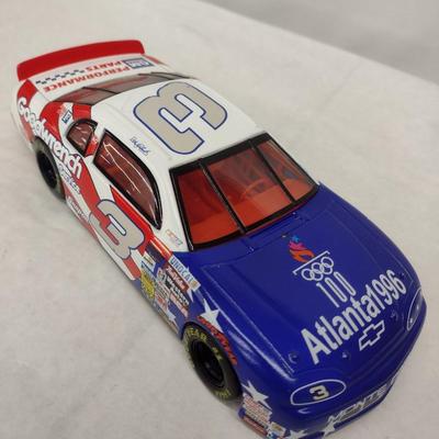 NASCAR Dale Earnhardt #3 Goodwrench Die Cast Race Car with Box (#37)