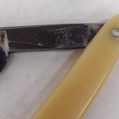 Set of Four Vintage Various Brand Straight Razors with Celluloid Handles with Boxes (#10)