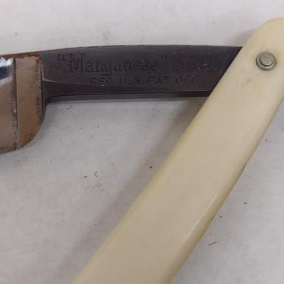 Set of Four Vintage Various Brand Straight Razors with Celluloid Handles with Boxes (#10)