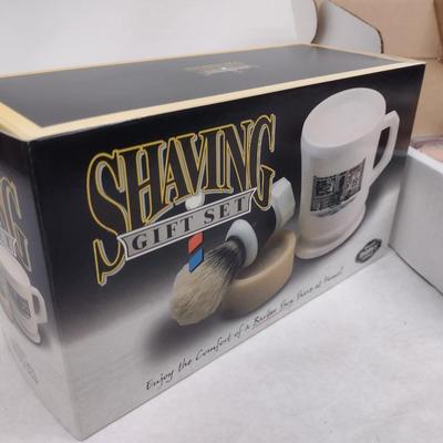 Shaving Mug, Brush, and Soap Set New Stock