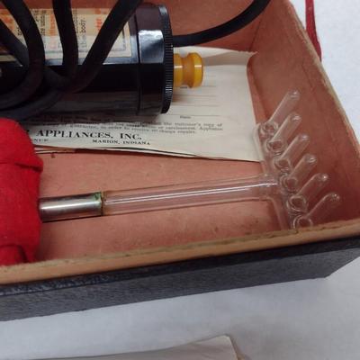 Vintage Master Violet Ray High Frequency Electrotherapy Device Master Appliances Co.