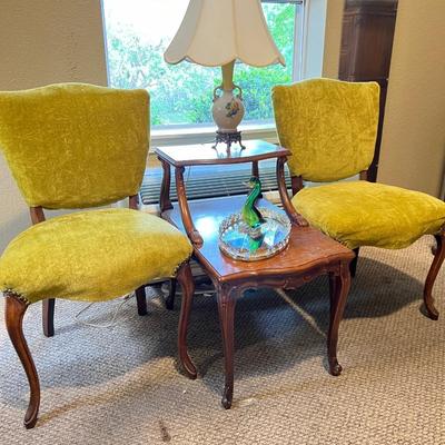 Pair of Chairs, Murano Goose, lamp & table