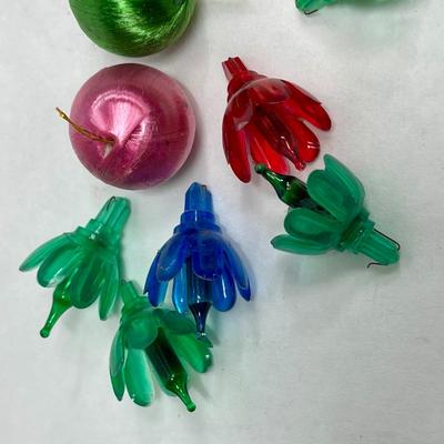 Mini miniature ornaments and colored pegs for Christmas Tree