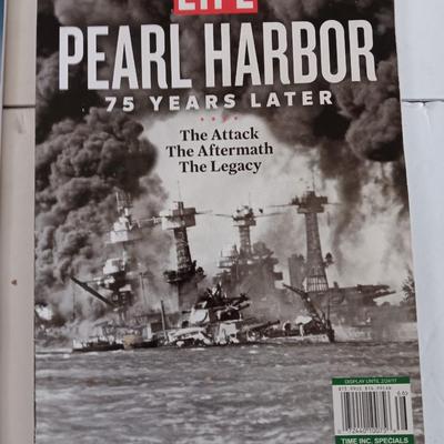 Modern War - LIFE Heroes of WWII - History - War machines back issue Military Magazines