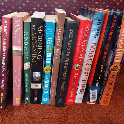 Assortment of books - mostly paperback's Great stories!