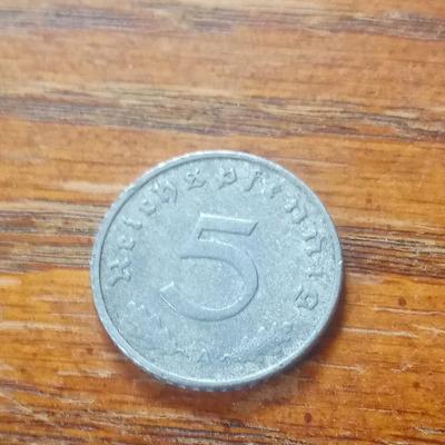 LOT 58 1942 GERMAN COIN