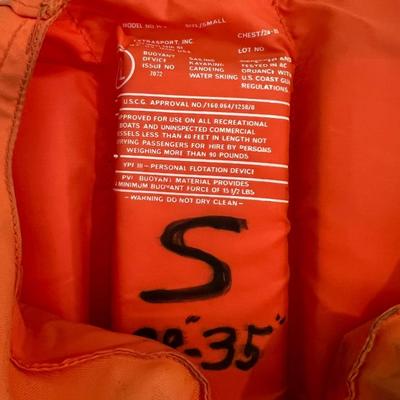 Life Jacket Lot Of 6 & Carry Bag