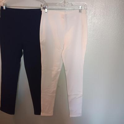 LADIES SMALL PANTS AND CAPRIS