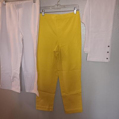 LADIES SMALL CAPRIS AND PANTS