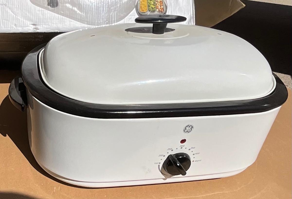 GE Electric Roaster 18 Qt