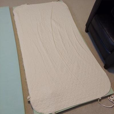 Two Twin Daybeds with Brooklinen and Woolrich Bedding (B2-CE)