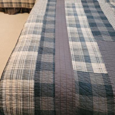 Two Twin Daybeds with Brooklinen and Woolrich Bedding (B2-CE)