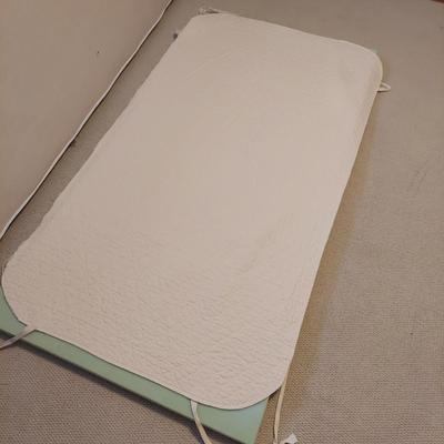 Two Twin Daybeds with Brooklinen and Woolrich Bedding (B2-CE)