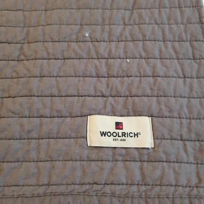 Two Twin Daybeds with Brooklinen and Woolrich Bedding (B2-CE)