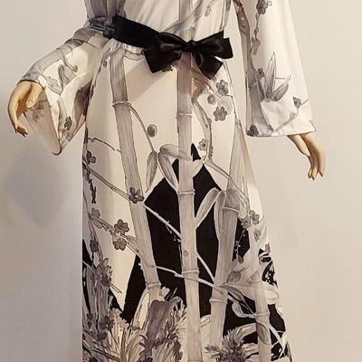 Vtg Tori Richard Honolulu maxi Bamboo silk Screened Hostess Gown