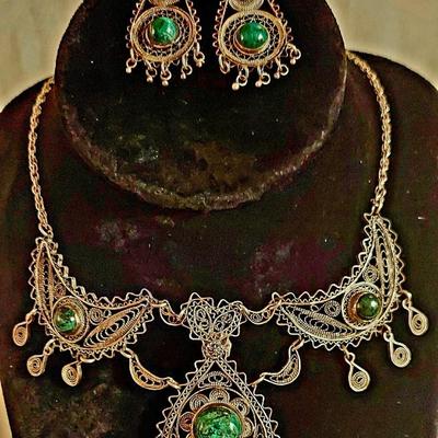 Antique/Vtg Sterling Silver JerusalymNecklace & Earrings set/ Eilat Green stones.