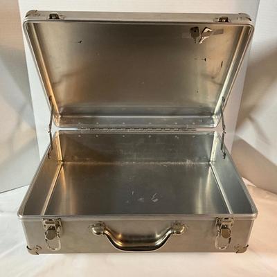 Vintage Aluminum Suitcase w/keys 18x13x6