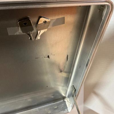 Vintage Aluminum Suitcase w/keys 18x13x6