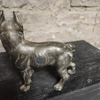Metal dogs lot