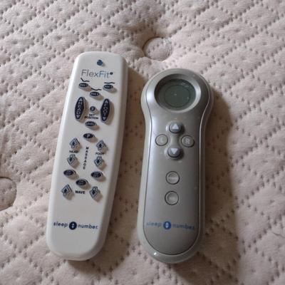 Mahogany Finish Queen Size Sleigh Bed Frame with Sleep Number i8 Series Mattress Set