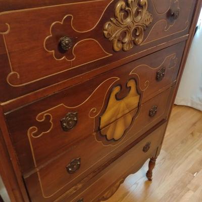 Vintage Solid Wood Four-Drawer Dresser Carved Front