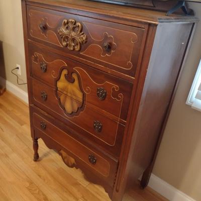 Vintage Solid Wood Four-Drawer Dresser Carved Front