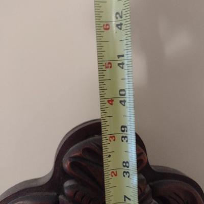 Vintage Solid Wood Vanity Dresser with Stylish Three Panel Mirror