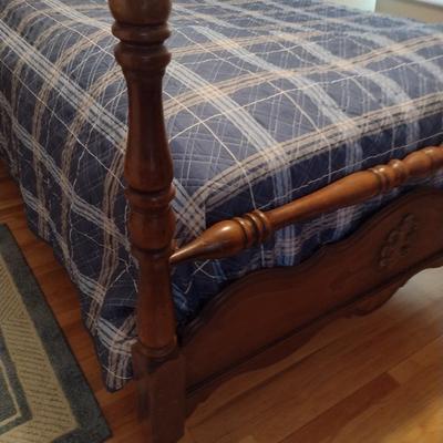 Vintage Solid Wood Carved Front Full-Sized Head and Foot Board Bed Frame with Mattress Set (No Bedding)