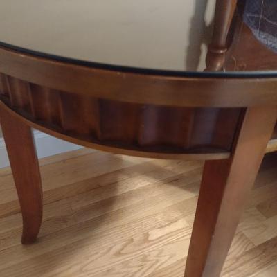 Mahogany Finish Round Side Table with Glass Top Cover Choice A
