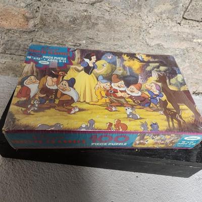 Vintage puzzle lot