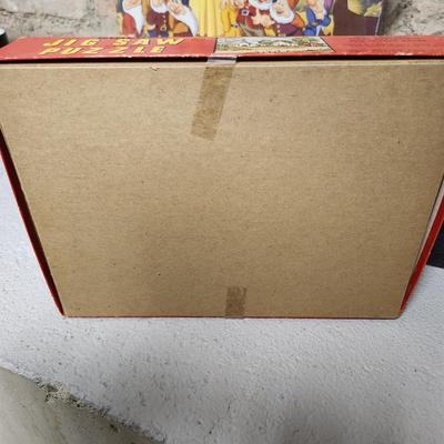 Vintage puzzle lot
