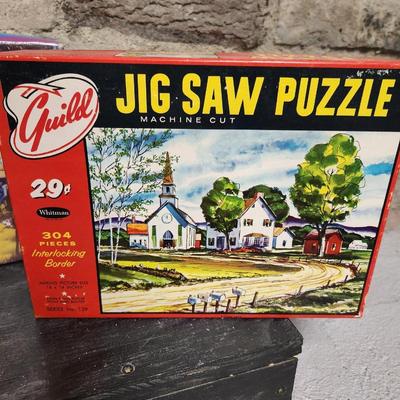 Vintage puzzle lot